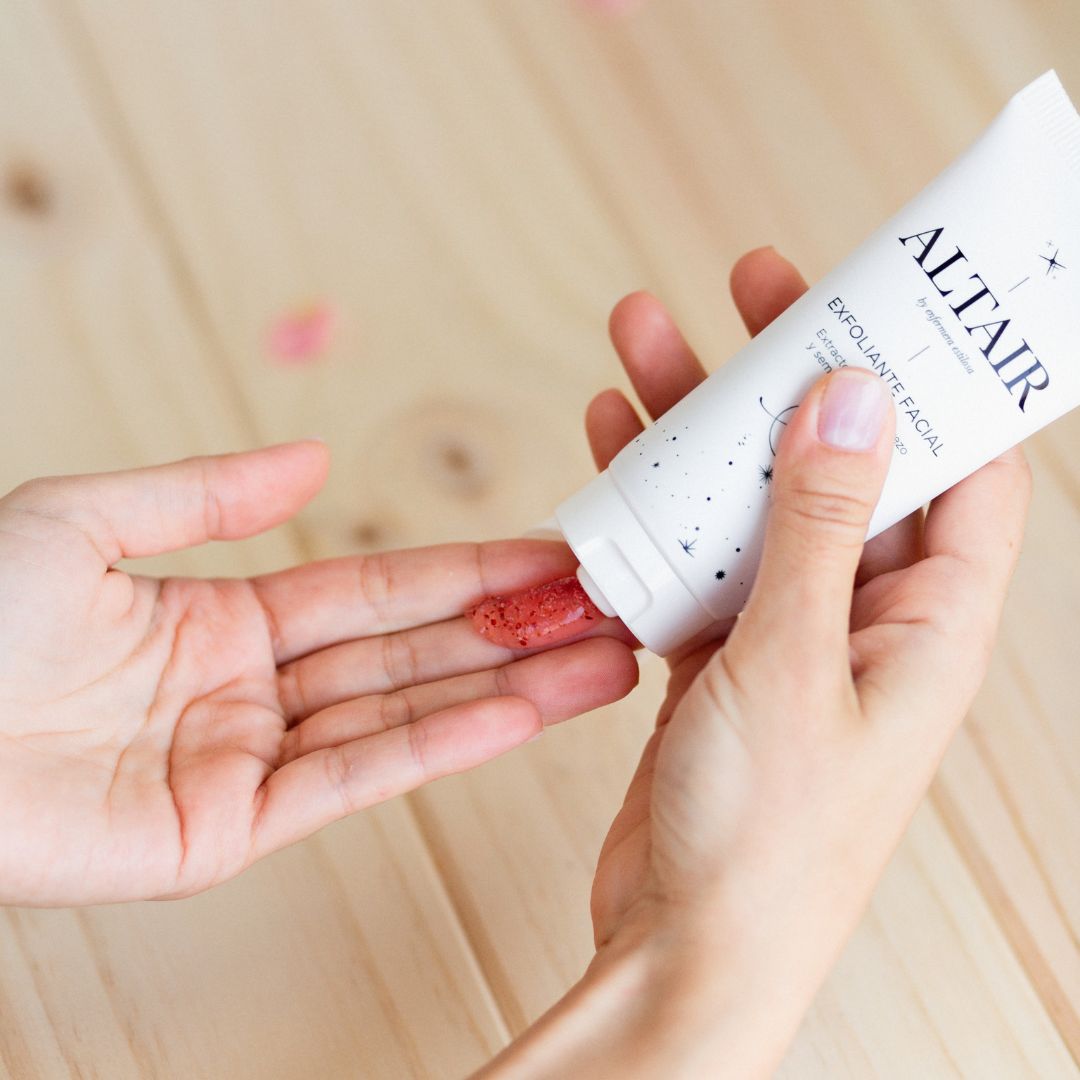 ALTAIR · Exfoliante facial con semillas de frambuesa